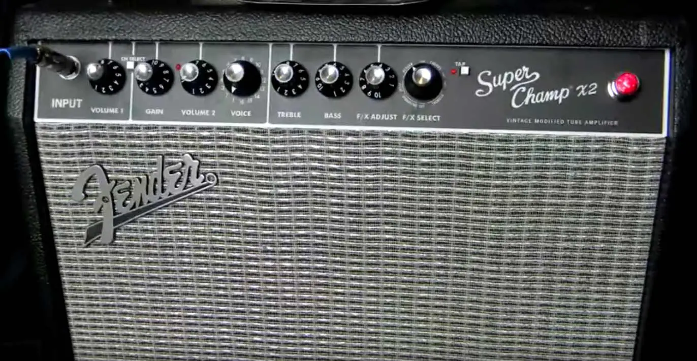 I-Fender Superchamp X2