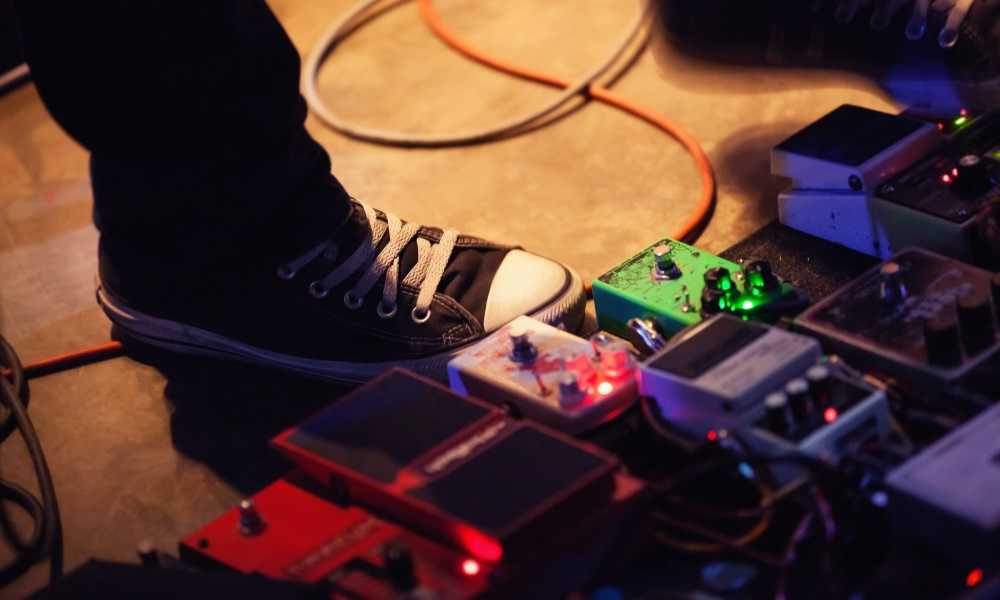 How to Power Multiple Guitar Pedals: The Easiest Method