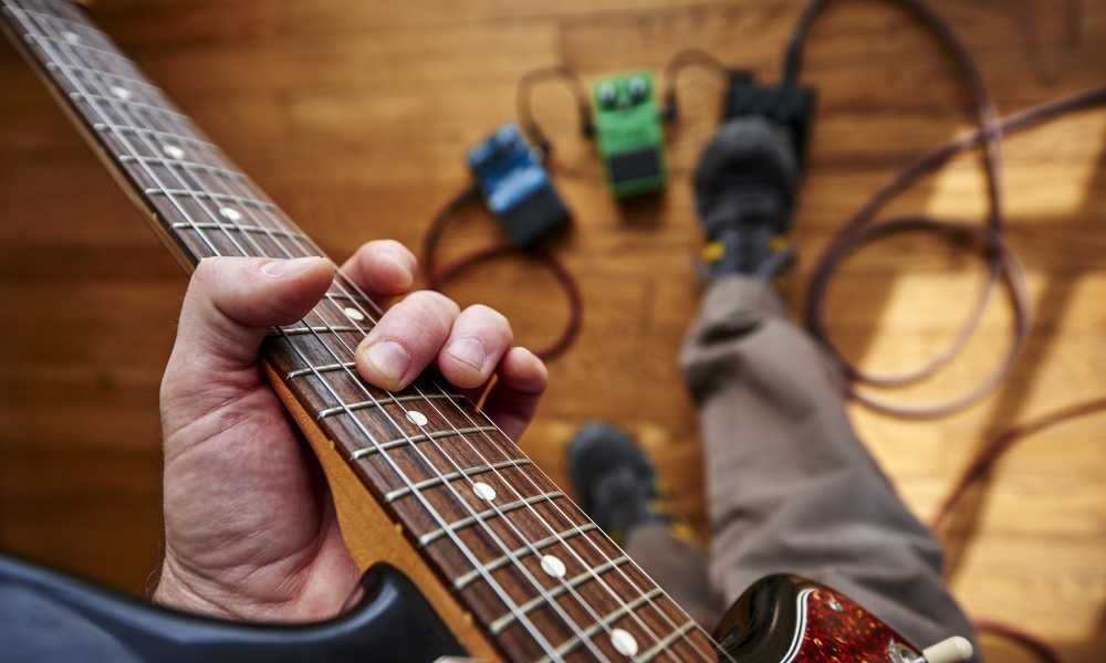 Per chì sò aduprati i pedali di chitarra?