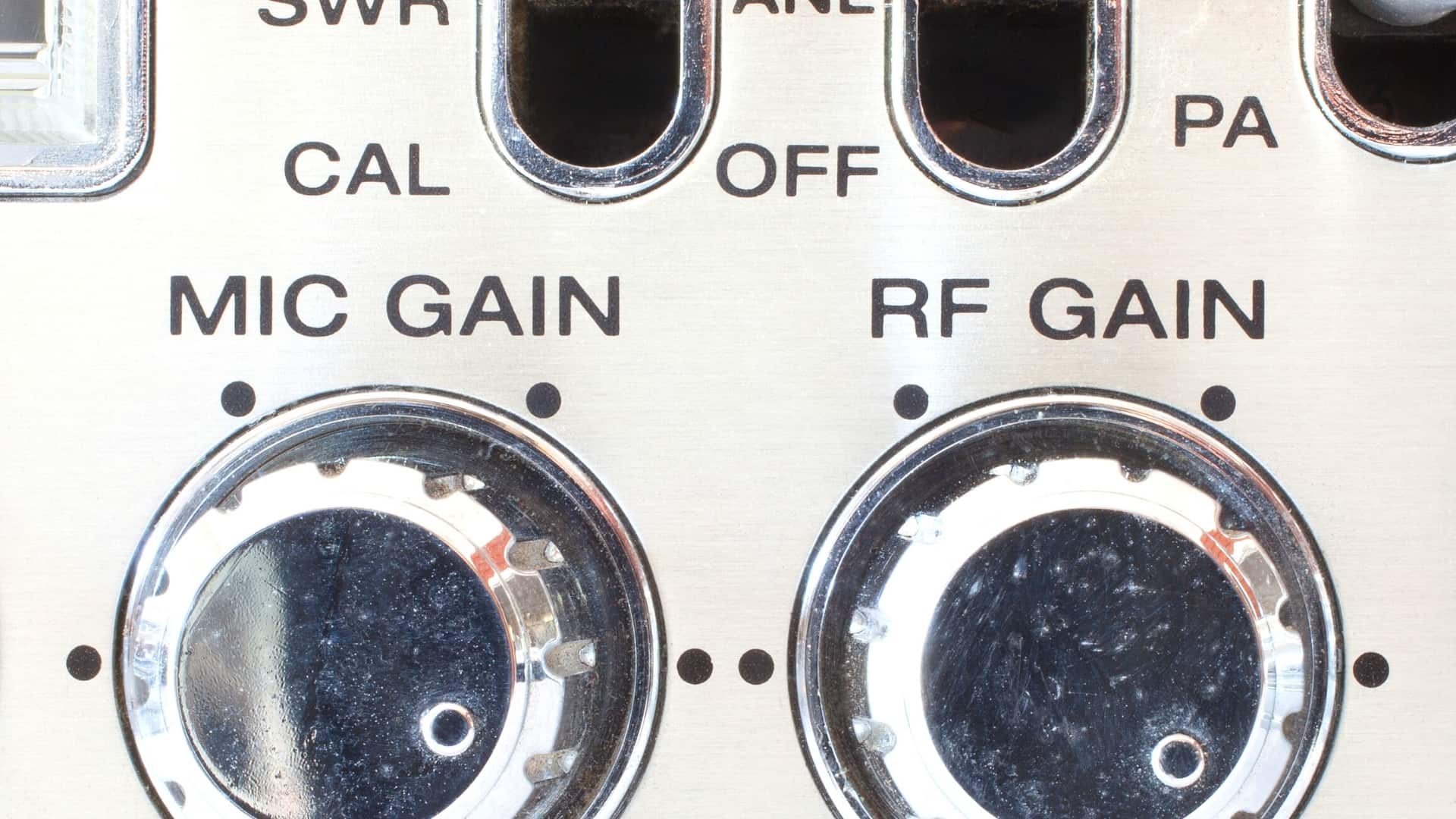 Microfoonversterking versus volume