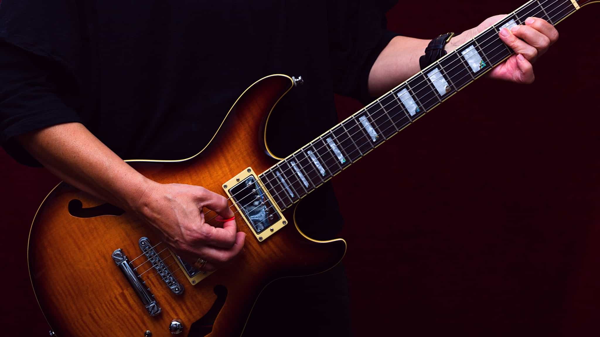 Maple in a Gibson semi-hollow