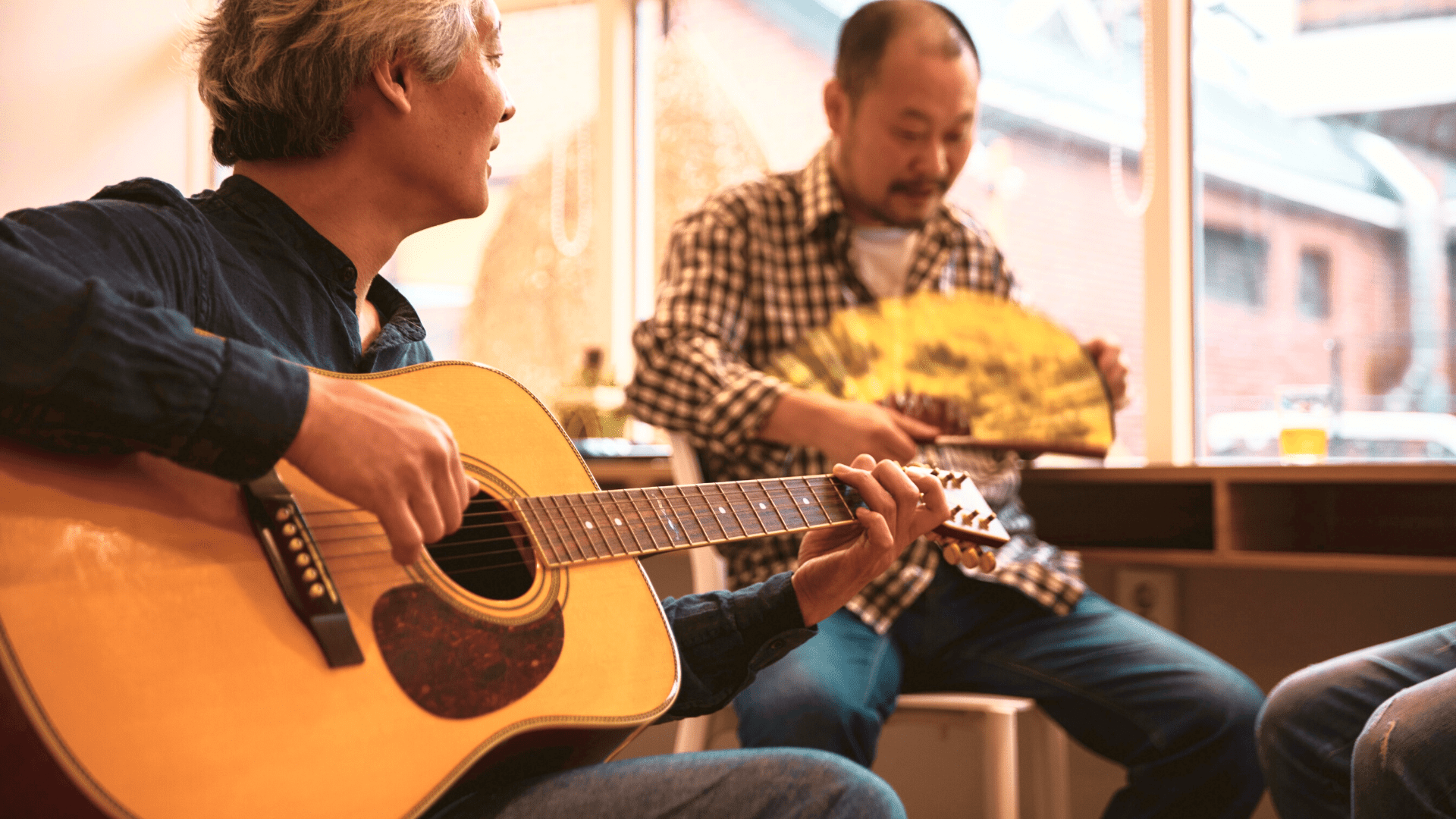 Guitarên çêtirîn ên Koreyî yên çêkirî | Bê guman hêjayî nirxandinê ye