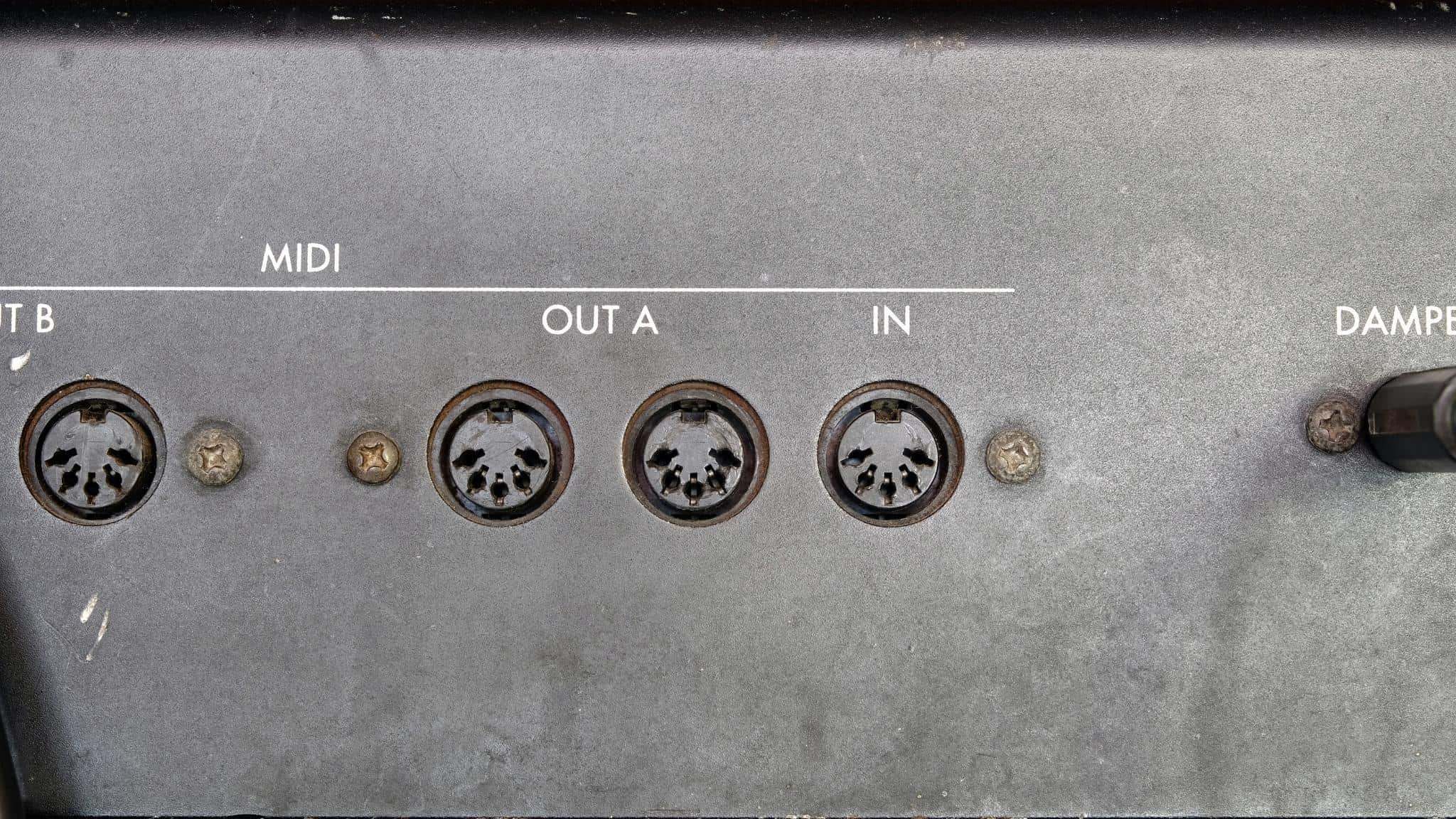 Midi in and out connections