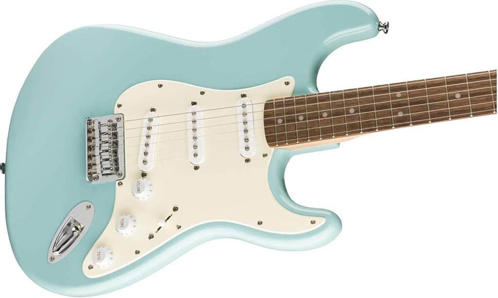 Squier של Fender Bullet Stratocaster - זנב קשה - לוח אצבע לורל - טורקיז טרופי